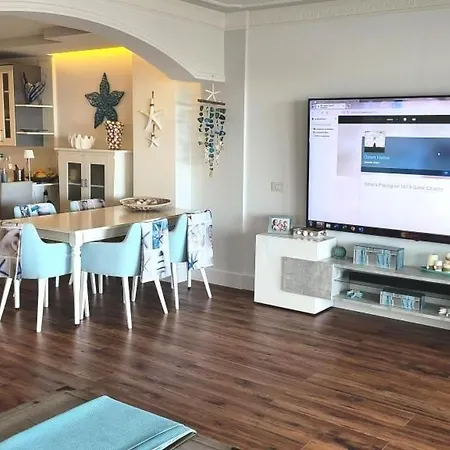 Haus Mit Meerblick By Interhome *