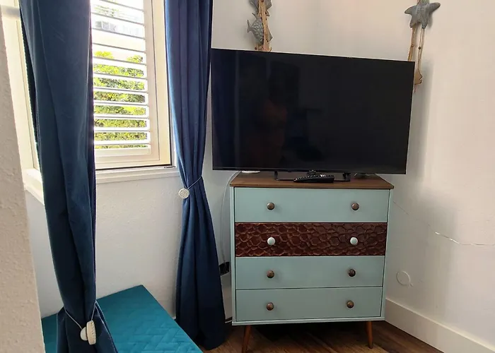 Haus Mit Meerblick By Interhome